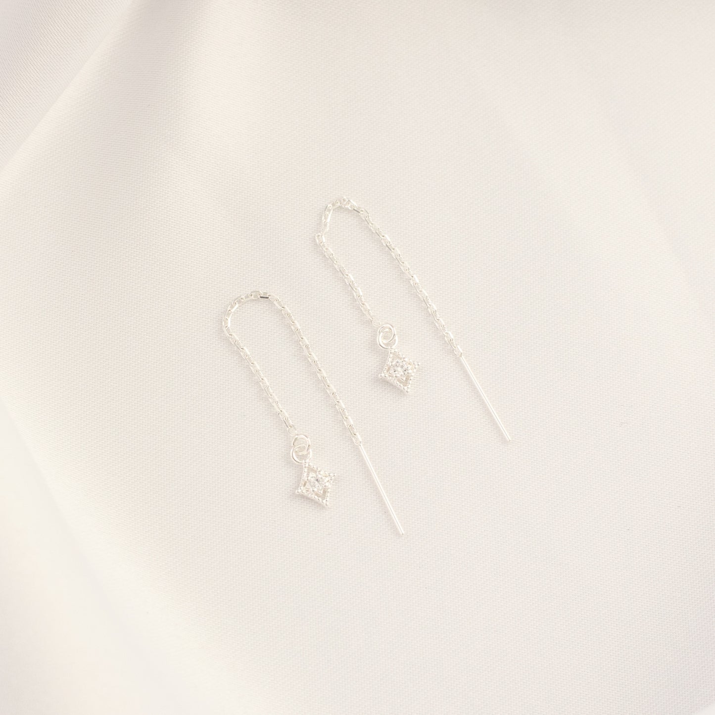 Stella Diamond Threaders