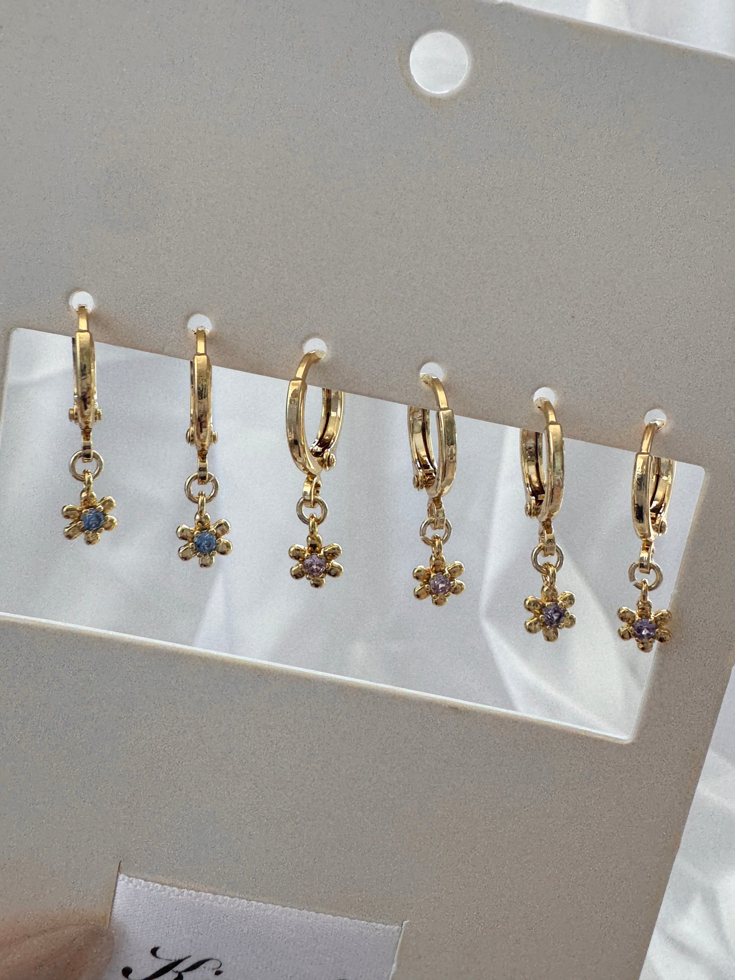 Iris Cherry Lavender Huggie Earrings Set