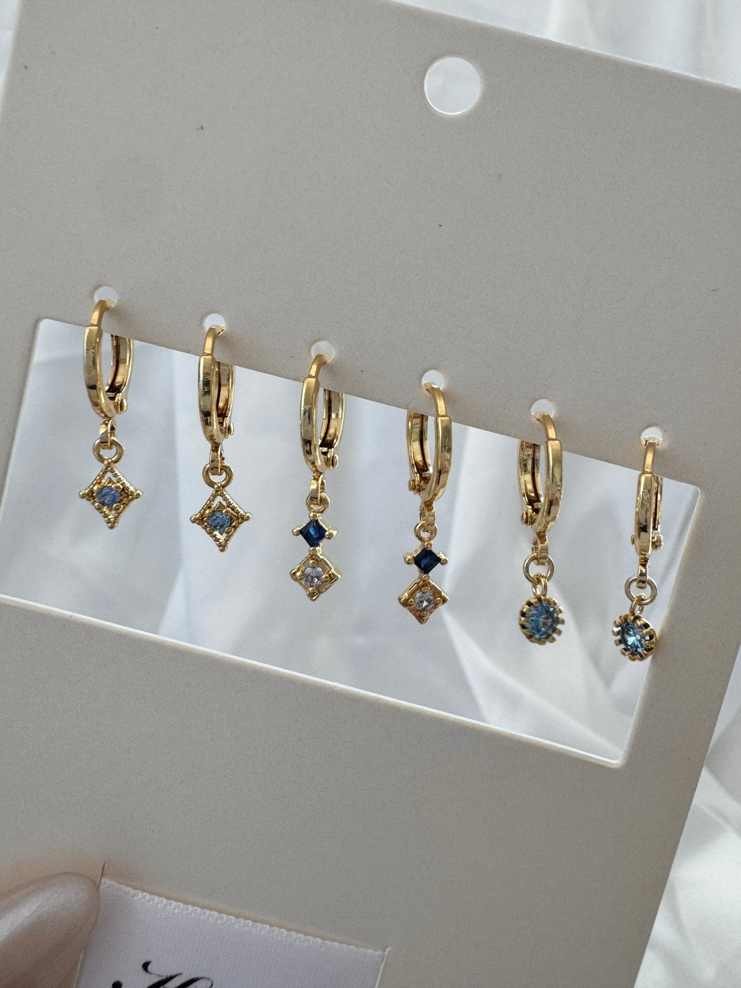 Linae Lana Daphne Sapphire Huggie Earrings Set