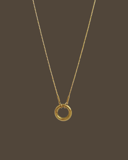 Hayseed Claps Chain Necklace