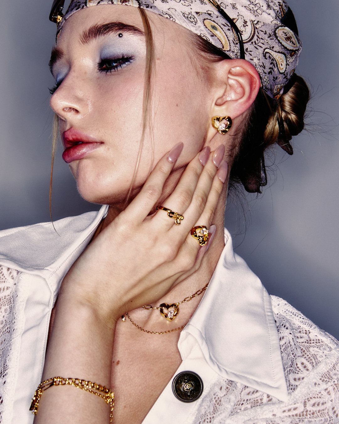 ID #22 HEART EARRINGS [GOLD]