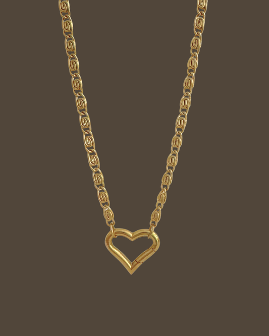 Snail Claps Chain Necklace