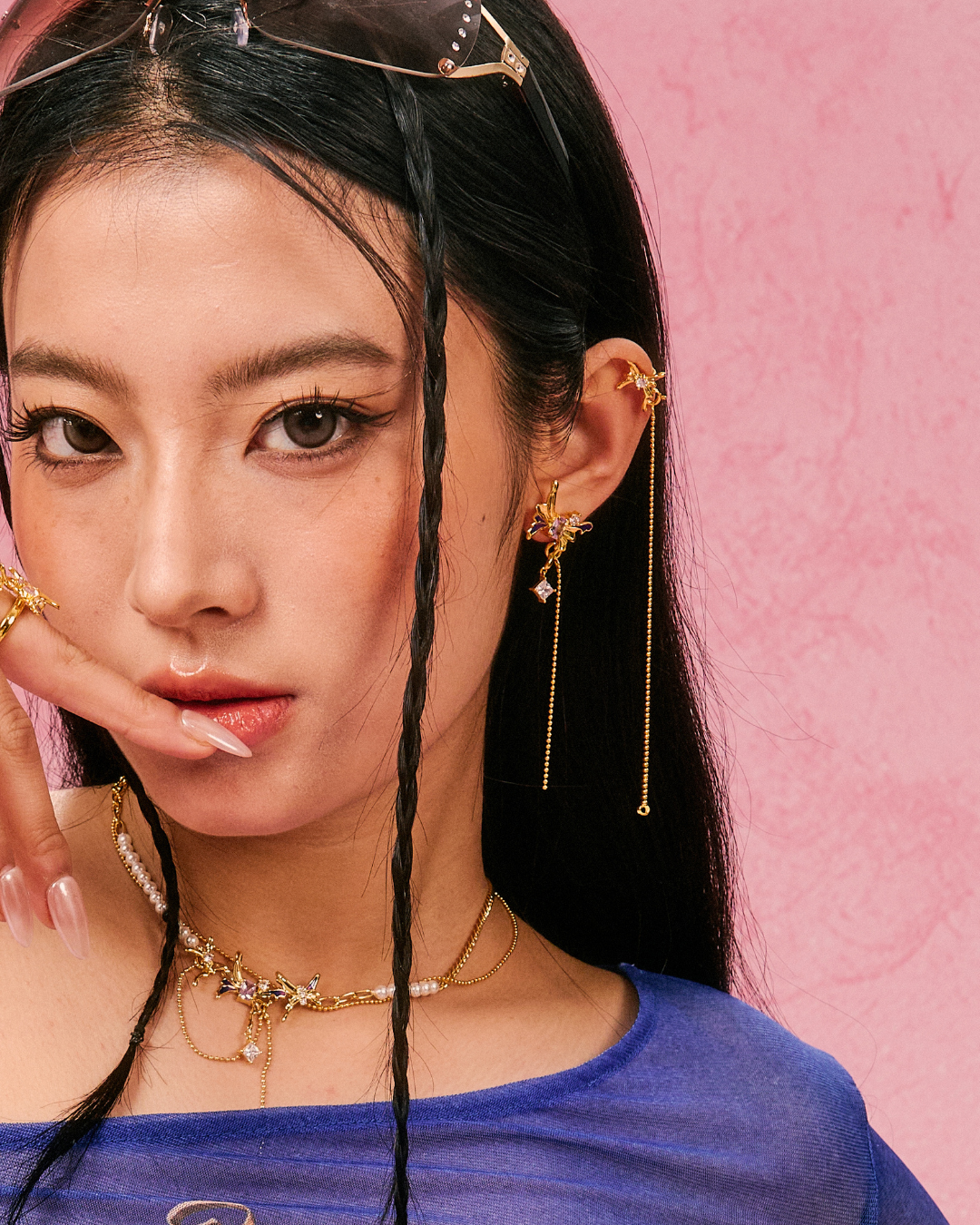 ID #6 BUTTERFLY EARRINGS [GOLD]