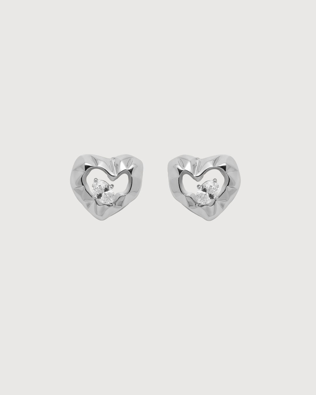ID #22 HEART EARRINGS [SILVER]