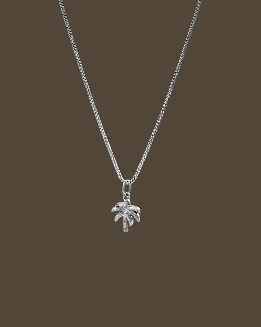 Cocos Tree Box Chain Necklace