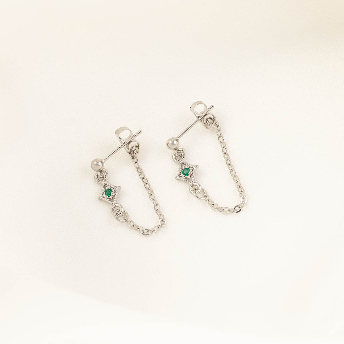 Arwen Emerald Chain Studs