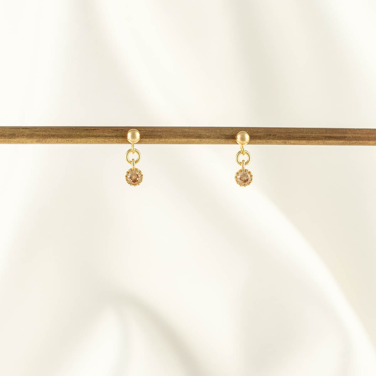 Bijou Champagne Zircon Dangle Studs