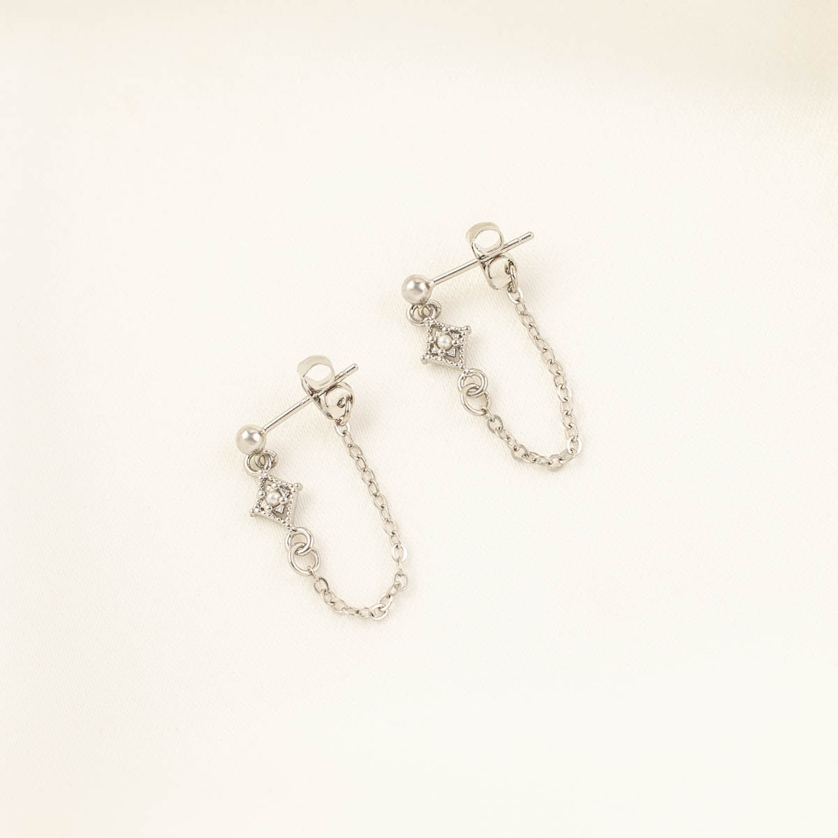 Marin Pearl Chain Studs